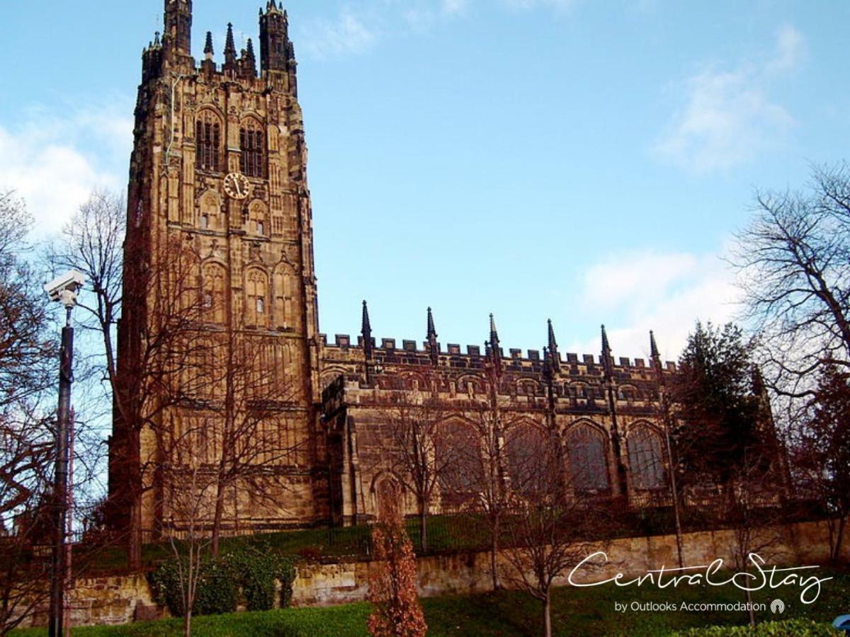 Wrexham Central Stay - Apartment Six المظهر الخارجي الصورة